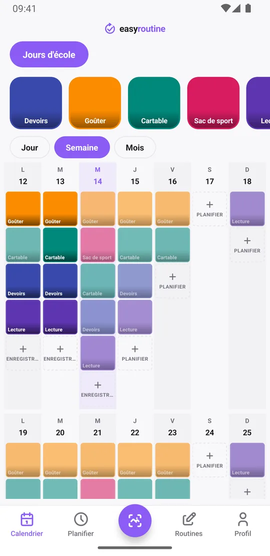 Vue semaine d'EasyRoutine de la routine Jours d'école avec des tuiles colorées pour le goûter, le cartable, le sac de sport, les devoirs et la lecture en semaine