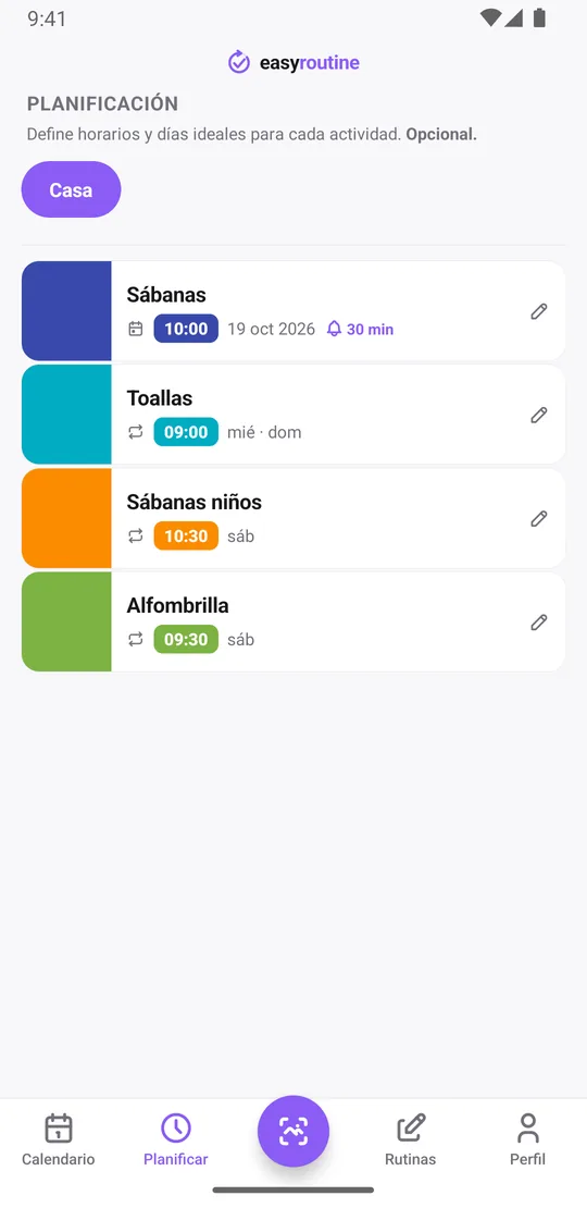 Pestaña Planificar de EasyRoutine para la rutina Casa: sábanas en su próxima fecha de cambio a las 10:00 con campana 30 min antes, toallas el domingo y el miércoles a las 9:00, sábanas de los niños el sábado a las 10:30 y alfombrilla el sábado a las 9:30