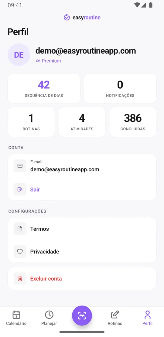 Aba Perfil do EasyRoutine com o selo Premium abaixo do e-mail da conta, blocos de estatísticas e as opções da conta