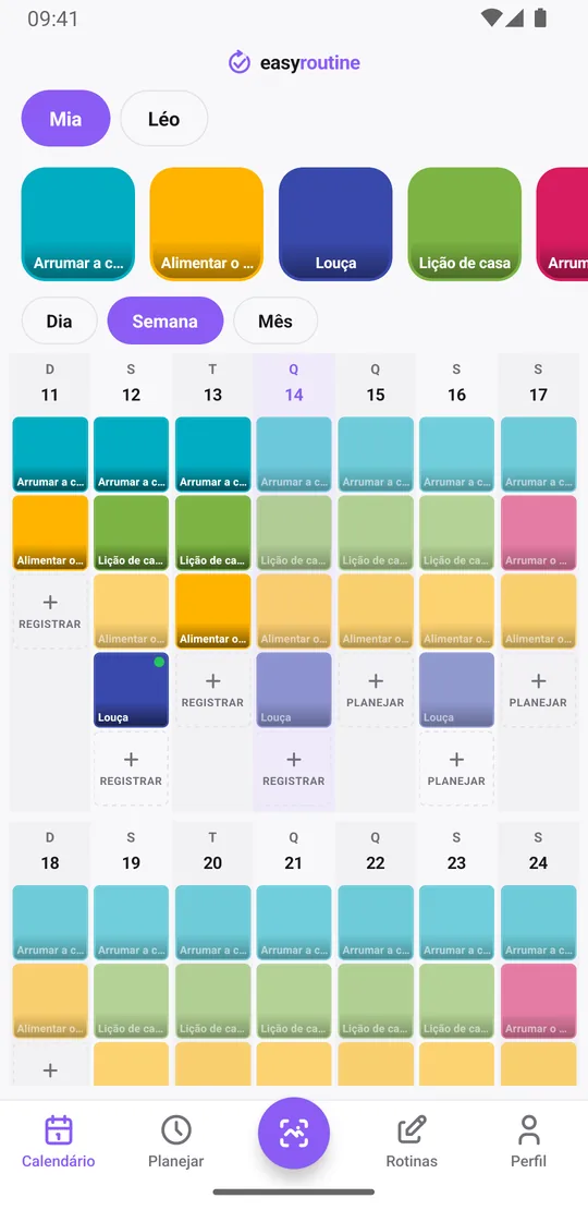 Visão semanal do EasyRoutine das tarefas da Mia com blocos coloridos para as tarefas registradas e entradas esmaecidas para as tarefas planejadas não registradas