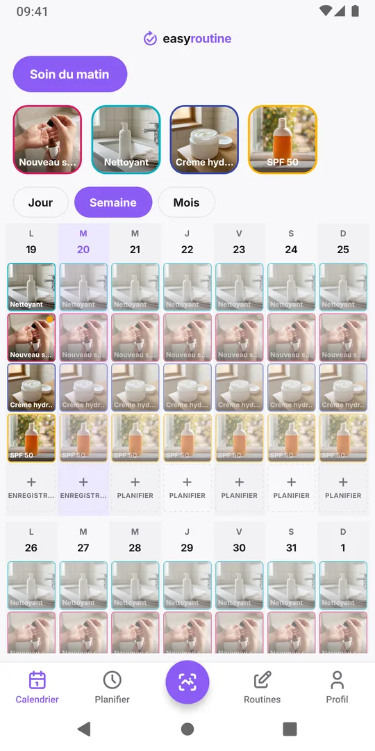 Vue semaine d'EasyRoutine d'une routine Soin du matin avec nettoyant, crème hydratante et SPF 50 chaque matin, et un nouveau sérum enregistré les derniers jours avec des marqueurs orange