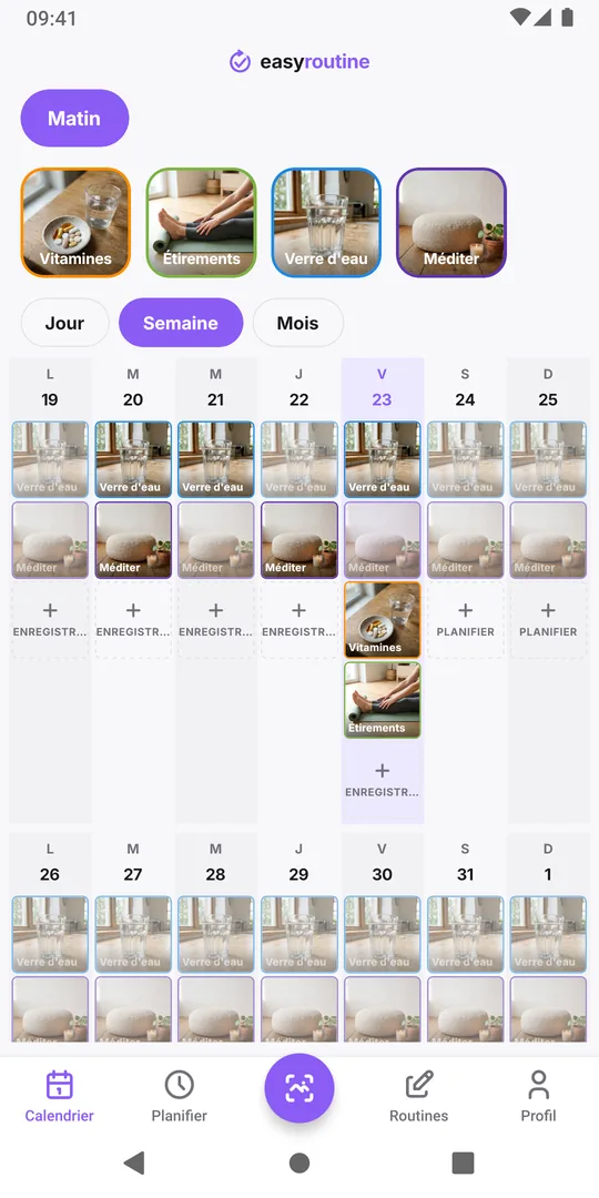 La vue Semaine d'EasyRoutine avec les deux nouveaux enregistrements affichés en tuiles photo dans la colonne d'aujourd'hui