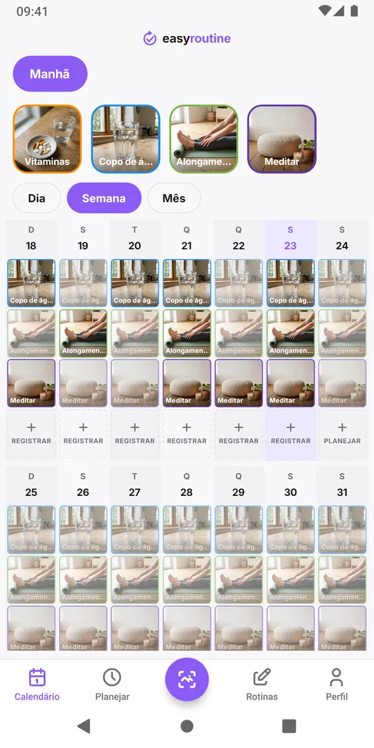 A aba Calendário do EasyRoutine com o botão redondo Registrar com foto IA no meio da barra de baixo