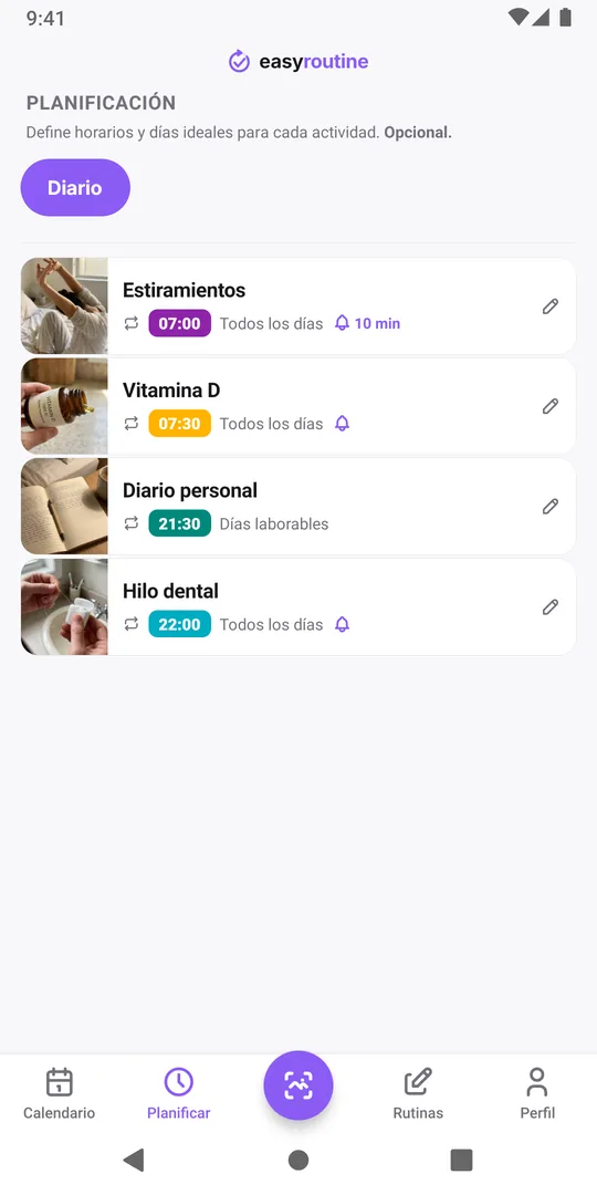 Pestaña Planificar de EasyRoutine para una rutina Diario: estiramientos todos los días a las 7:00 y vitamina D todos los días a las 7:30 con campanas de recordatorio, diario personal de lunes a viernes a las 21:30 sin recordatorio e hilo dental todos los días a las 22:00 con campana de recordatorio
