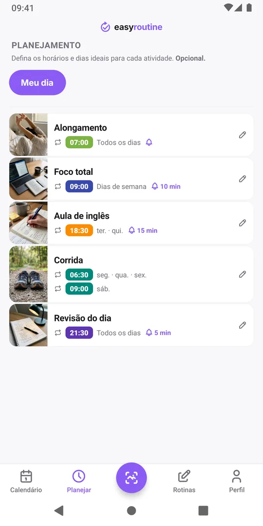 Aba Planejar do EasyRoutine para a rotina Meu dia: alongamento todos os dias às 07:00, foco total nos dias úteis às 09:00, uma aula às terças e quintas às 18:30 com período ativo, corrida segunda, quarta e sexta às 06:30 e sábado às 09:00, e revisão do dia todos os dias às 21:30, com sininhos de lembrete