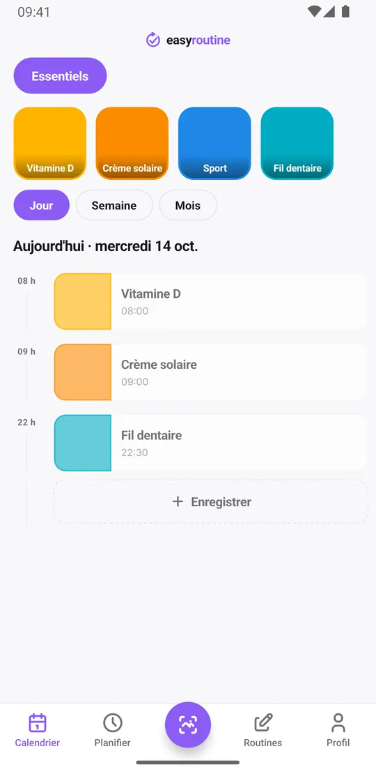 Vue jour d'EasyRoutine de la routine Essentiels listant les activités enregistrées du jour, comme la vitamine D, la crème solaire et le sport, avec leurs heures