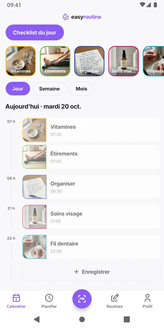 Vue jour d'EasyRoutine avec des tuiles colorées pour les activités déjà enregistrées aujourd'hui et des entrées estompées pour celles encore prévues