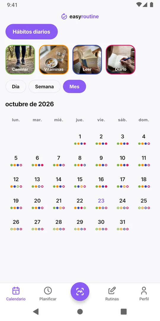 Vista de mes de la rutina Hábitos diarios en EasyRoutine: puntos verdes, naranjas y azules para Caminar, Vitaminas y Leer casi todos los días, y el punto magenta de Diario solo en más o menos la mitad de los días, con anillos vacíos en el resto